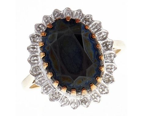 A sapphire ring, in 9ct gold, 5.2g, size P½  Good condition