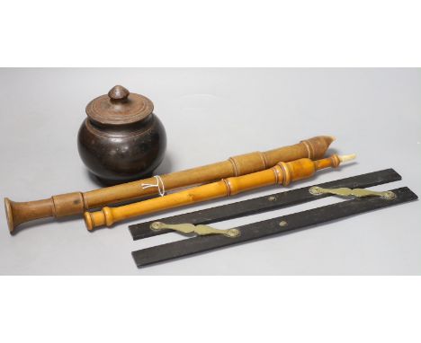 Sundry treen including a recorder, flute, rule and box with cover