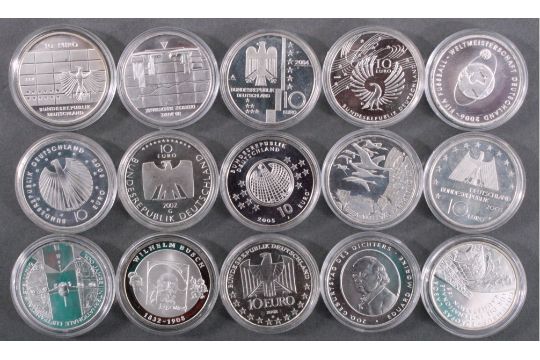 15 Stuck 10 Dm Silber Gedenkmunzen Sp 50 Jahre Bundesbank 2 Stuckbauhausfussball Wm 06 2 Stu