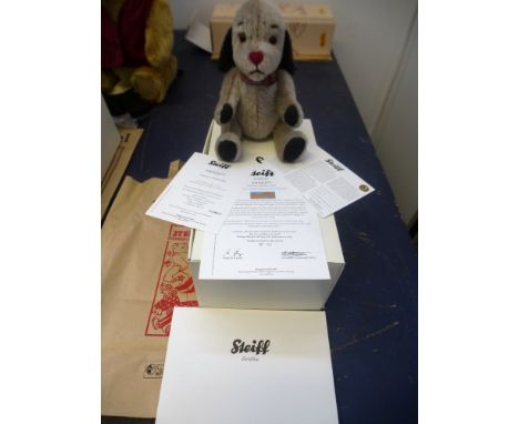 BOXED STEIFF SWEEP