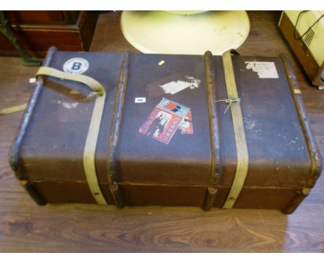 TRAVEL TRUNK 13" X 35.75" X 21"
