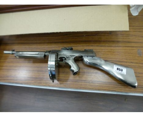 THOMPSON GUN TABLE LIGHTER L:16" H: 4.5"