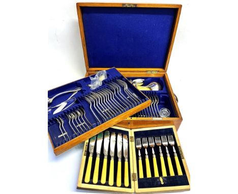 MAPPIN &amp; WEBB CUTLERY CANTEEN Prince's plate flatware to include soup ladle, sugar sifter and Stilton scoop in a fitted o