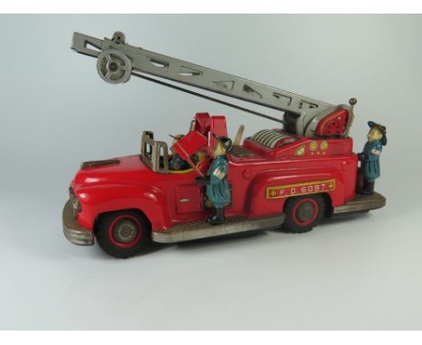 A Japanese Tin Plate Toy Fire Engine _minimal ware