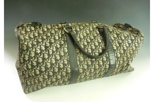 fabric holdall