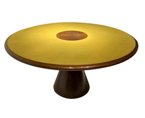 Italian Production in the style of Angelo Mangiarotti. Important table with wooden frame veneered walnut and glossy finish. F