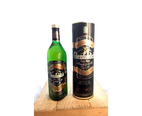One bottle of Glenfiddich Pure Malt Special Reserve Scotch Whisky in original tube. Region: SpeysideDistillery: GlenfiddichAg