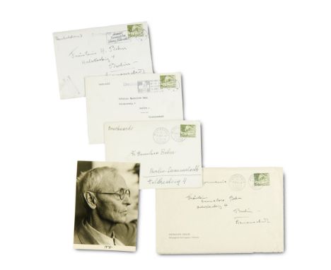 Hermann Hesse. Sammlung von 5 Privat- u. Sonderdrucken, davon 4 in von Hesse eigenhändig adressierten gelaufenen Umschlägen a