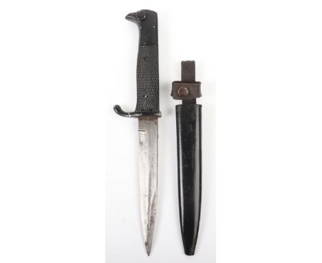 Imperial German Bayonet / Fighting Knife Combination, steel example with black paint finish. Partially double edged blade wit