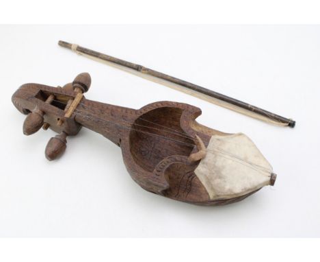 Vintage Nepalise / Tebetan Sarangi hand carved musical instrument, 38cm tall.