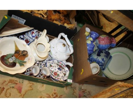 TWO TRAYS OF MIXED CERAMICS TO INCLUDE - A GIANT TEAPOT, BLUE & WHITE TEAWARE ETC 