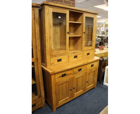 A MODERN LIGHT OAK WELSH STYLE DRESSER W 139 CM 