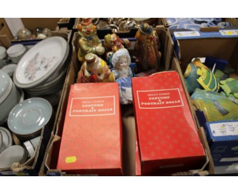 A SELECTION OF CERAMIC CLOWN MONEY BOXES, PLUS BOXED PEGGY NISBET COSTUME AND PORTRAIT DOLLS 
