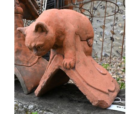 A cast terracotta cat ridge tile
