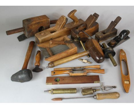 A Box of Vintage Carpentry Tools to include Brass Mounted Scribe, Various Planes, Mallets, Auger, Spirit Level Etc 