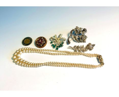 A Victorian high purity gold brooch set with amethyst together with other jewellery