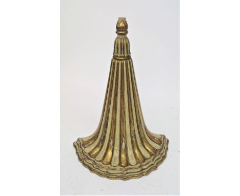 A gilt and painted wall bracket, 20th century, with scalloped top on a fluted tapering support, height 80cm.