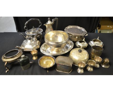 Silver Plated Ware - a tea kettle on stand; entree dishes; a four piece tea service; muffin dish; etc