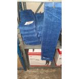 LOT: (25) Hand Towels