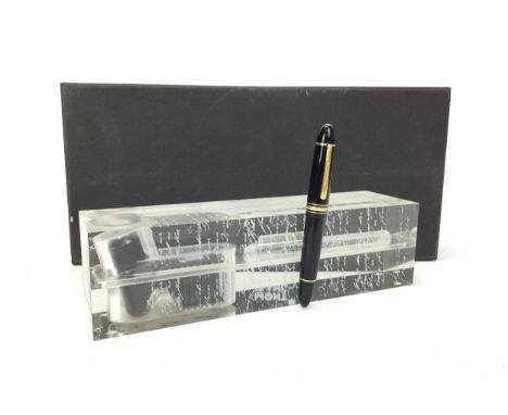 MONT BLANC UNICEF HELMUT JAHN EDITION MEISTERSTUCK FOUNTAIN PEN, the eighteen carat gold nib inscribed 'Mont Blanc', with Mon