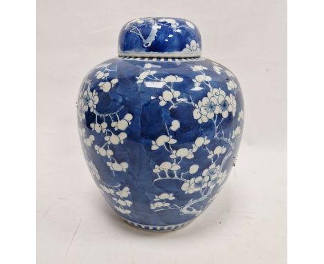 Chinese porcelain blue and white ginger jar, late Qing dynasty, with four-character Kangxi marks, painted with flowering prun
