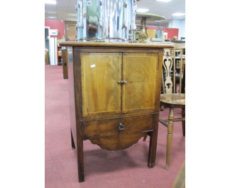 XIX Century Mahogany Commode, with pull-out compartment and 66cm wide top.