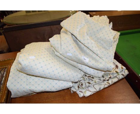 Quantity of modern curtains