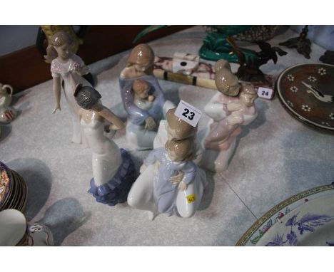 Five Nao figures