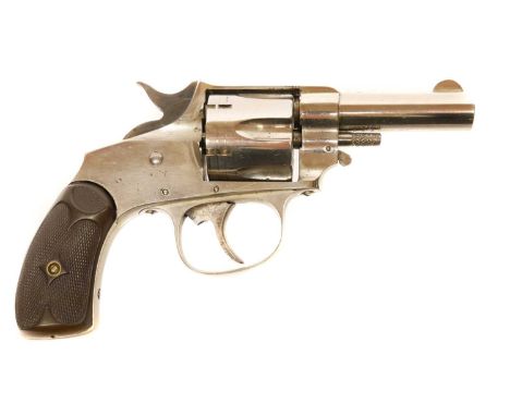 Forehand and Wadsworth 32 rimfire revolver, serial number 9286, 2.5inch sighted barrel, the top strap stamped Forehand and Wa
