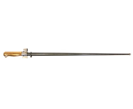 Lebel 1886-15 cruciform rifle bayonet and scabbard, matching serial numbers B72561 on both the guard and the scabbard. THIS L