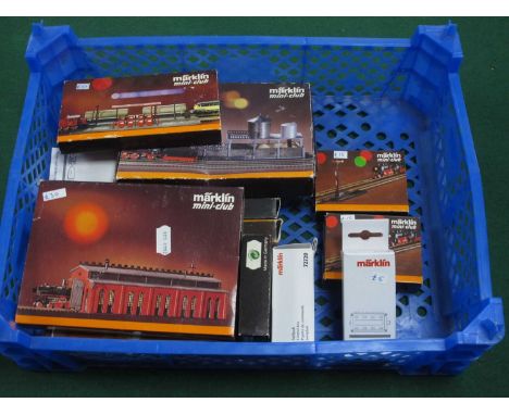 A Marklin Mini-Club Ref No. 8816 Four Wheel Diesel Railcar, DB Rail maroon R/No. 998.604-3 (good boxed untested condition). P