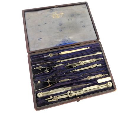 An E Blyte and Co Manchester drawing set, in a fitted case. 