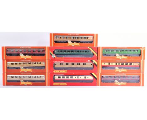 Model Railway - a collection of x10 Hornby OO gauge model railway trainset locomotive rolling stock coaches and carriages. Ex