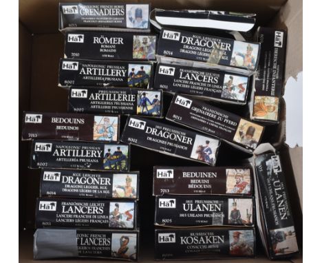 Model Kits - a large collection of boxed Hä 1:72 scale military model kits, to include 8011 Lancers, 8007 Napoleonic Prussian