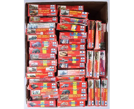 Model Kits - a large collection of vintage Italian ' Esci ' 1/72 scale plastic model kits to include; German Half-Track Hanom