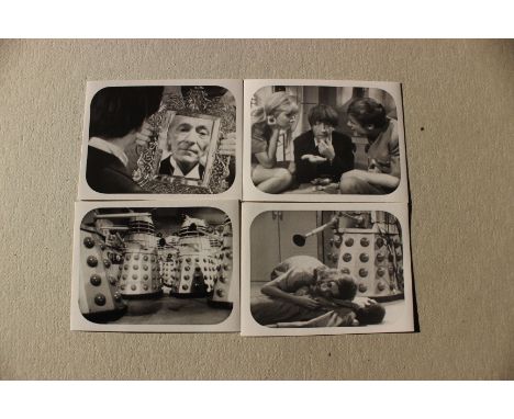 (Doctor Who) Telesnap photographs of episodes of The Daleks from the second series, starring Patrick Troughton in 1963-1964, 
