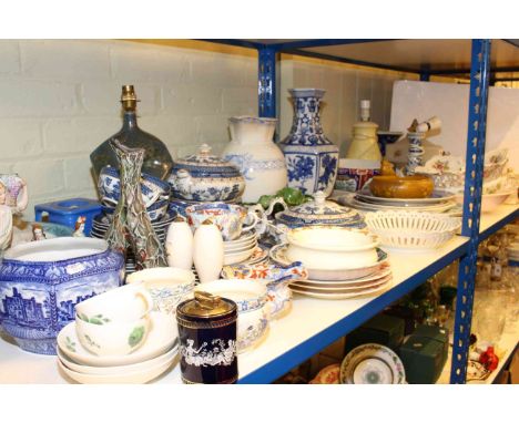 Booth's Real Old Willow dinnerware, vases, lamps, plates, lighter and decorative china