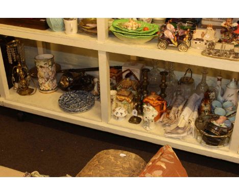 Cottage ware, linen, metalware, glassware, table lamp, etc