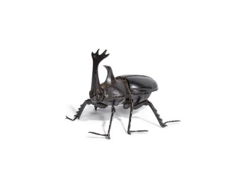 SCARABÉE RHINOCÉROS ARTICULÉ EN SHAKUDO, JIZAI OKIMONOJapon, période Meiji (1868-1912) ou Taisho (1912-1926)A SHAKUDO JIZAI O