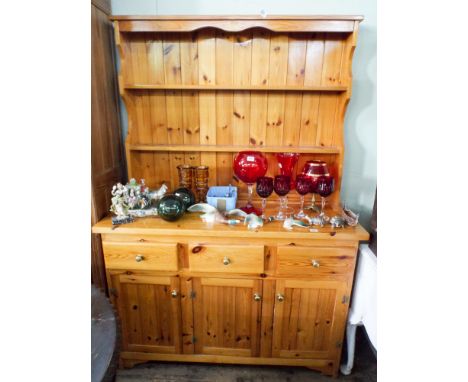 A modern pine kitchen dresser with shelf back, 4'0 wide 