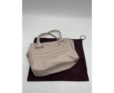 Mulberry Light Dusty Pink / Cream Leather Handbag. 
No further descriptions, photographs, or condition reports are available 