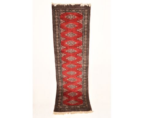 A Persian style carpet runner, L=250, W=80cm