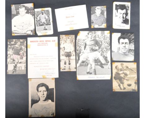 Vintage Football Autographs - The collection to include many England World Cup winners 1966. Autographs from 1x Frank McLinto