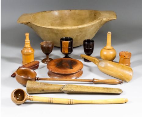 A Small Collection of Treen, including - fruitwood ladle, 12ins, mahogany shoe pattern snuff box, 4.5ins, boxwood wig or glov