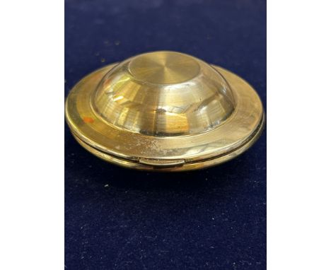 Kigu flying saucer compact 