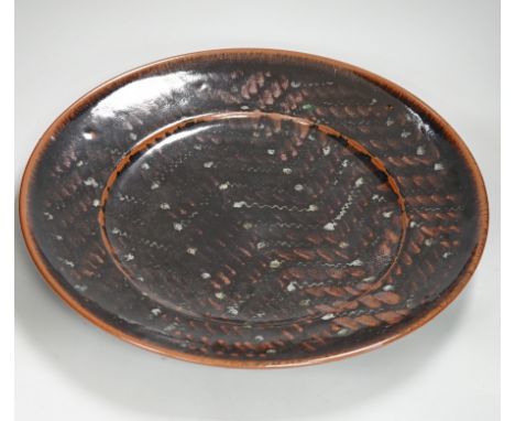 A David Lloyd Jones studio pottery charger, 49cm in diameter