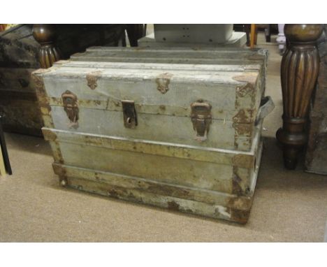 FURNITURE/ HOME - A decorative vintage flat top trunk, bound in canvas with wooden slats, in need of some restoration. Measur