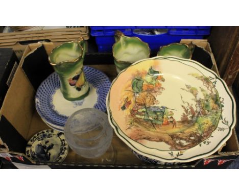 Tray of assorted china to include: set of three graduated Staffordshire Ironstone fruit design dresser jugs; modern Delft blu