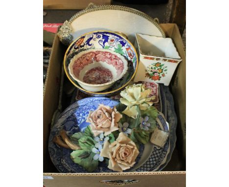 Tray of assorted china to include: 19th Century Willow and other transfer printed oval meat dishes; Masons 'Vista' dishes; bl