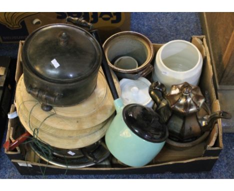 Tray of assorted, mainly kitchenalia items to include: Izons enamelled lidded pan; wooden circular bread boards; enamelled la